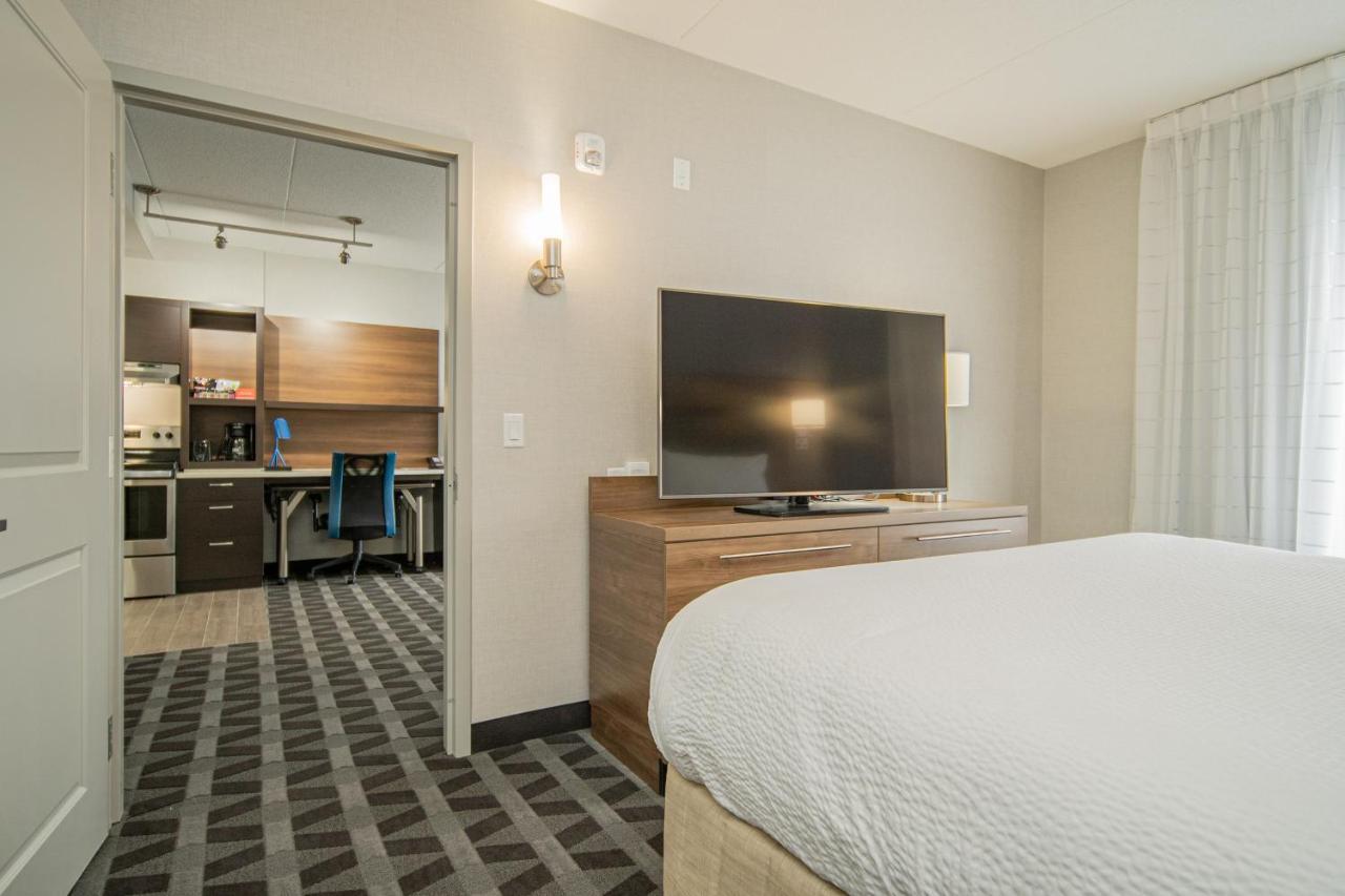 Towneplace Suites By Marriott Brantford And Conference Centre Εξωτερικό φωτογραφία