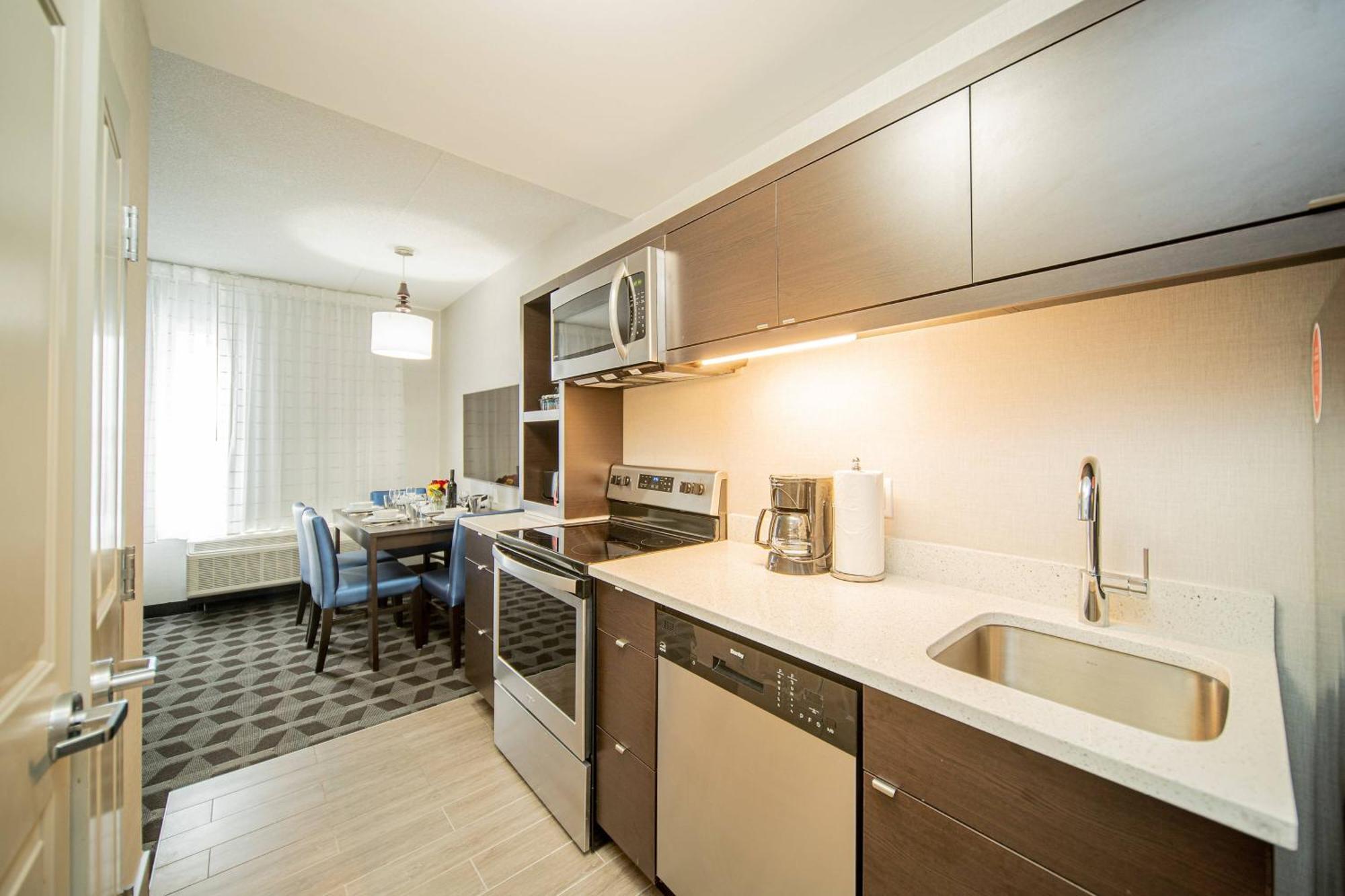 Towneplace Suites By Marriott Brantford And Conference Centre Εξωτερικό φωτογραφία